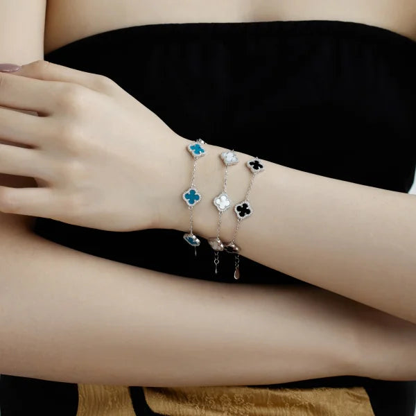 Hot-selling Fashionable Versatile Clover Bracelets