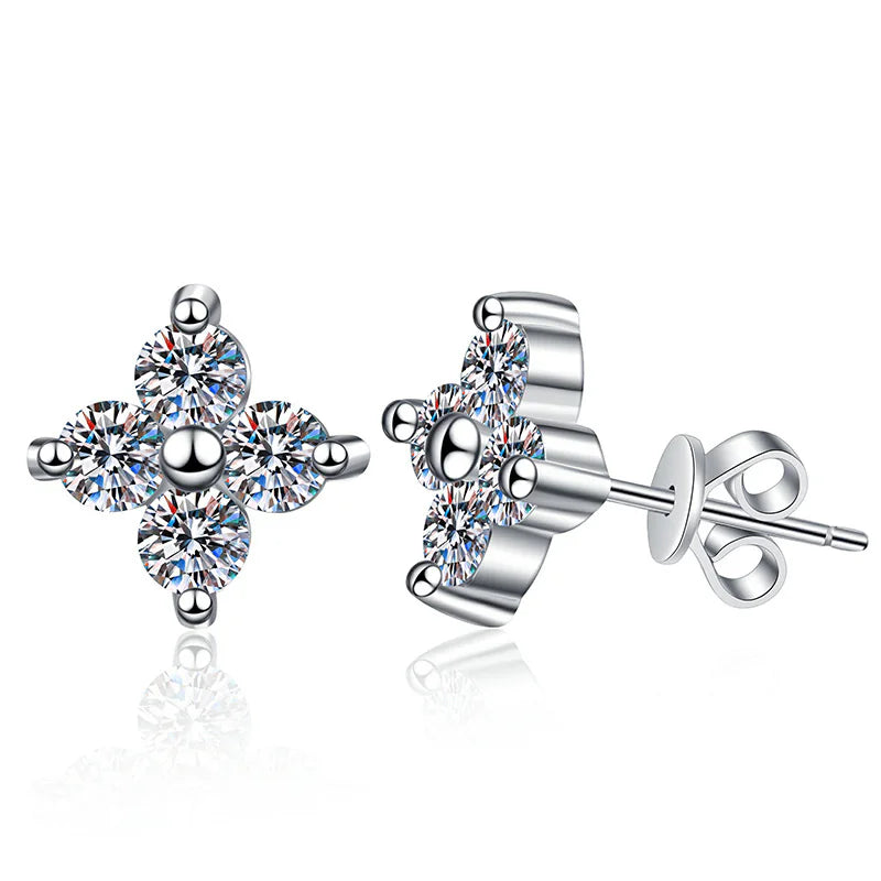 New S925 Silver Four-leaf Clover Stud Earrings