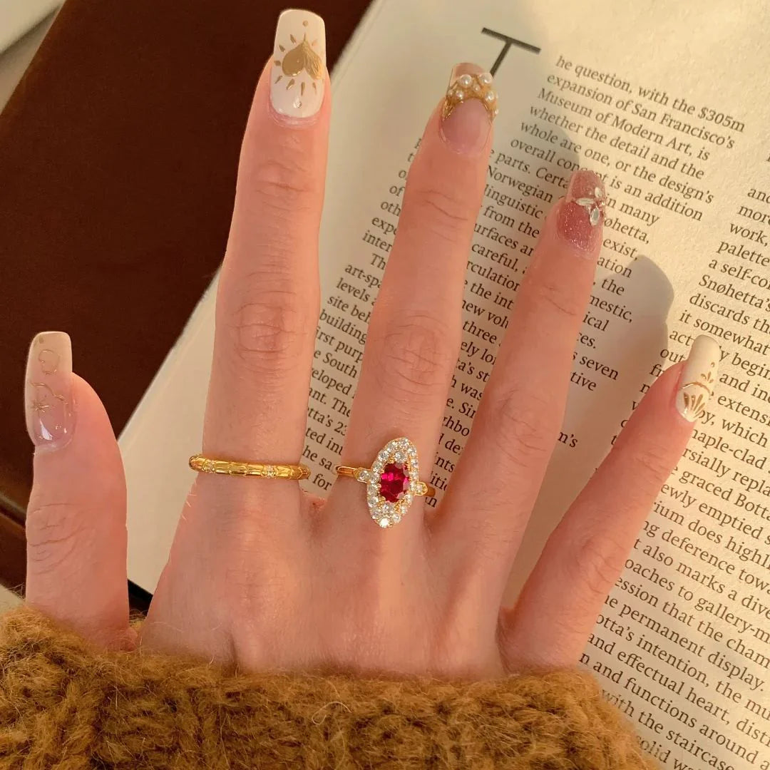 Retro Exquisite Red Cubic Zirconia Ring