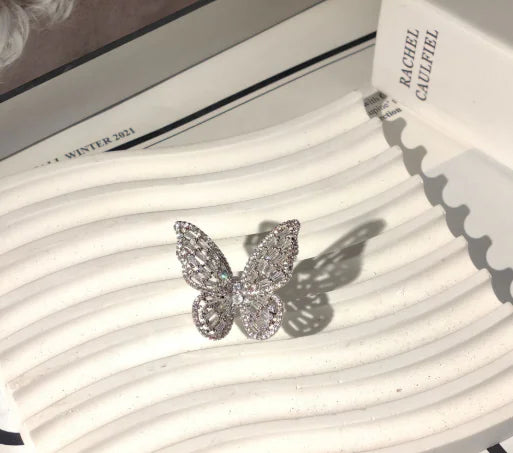 Hoteselling Zircon Butterfly Open Ring