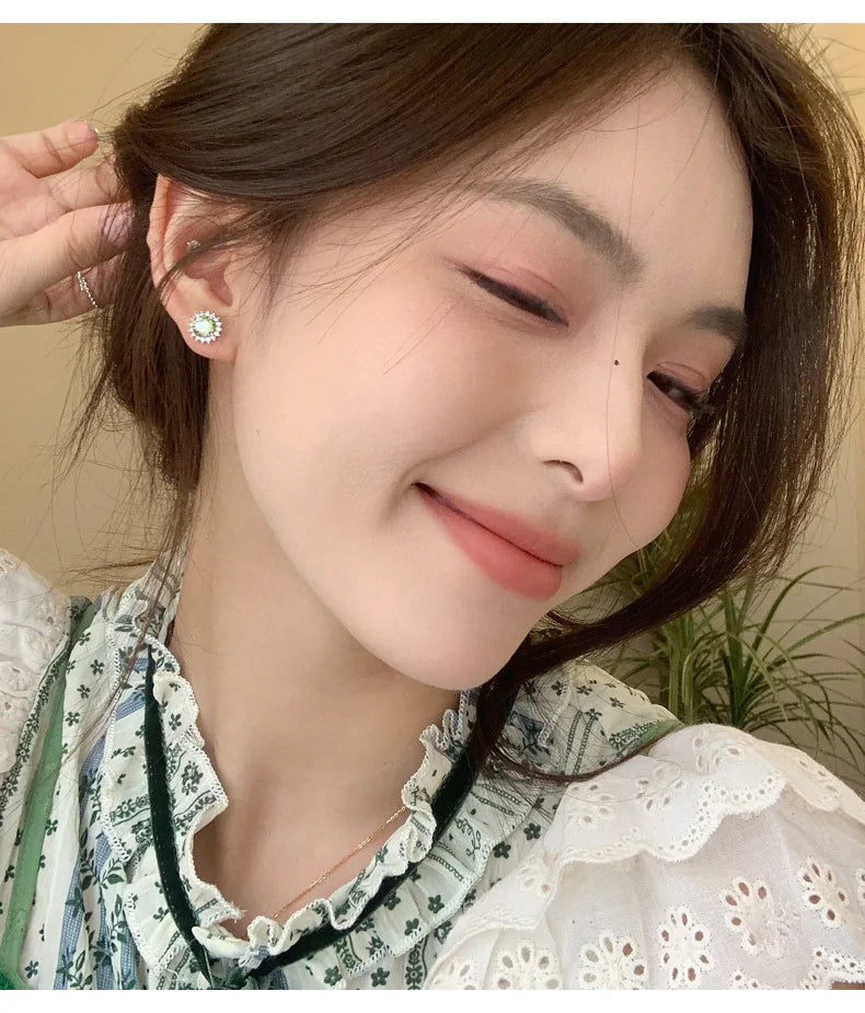 S925 Sterling Silver Sunflower-shaped Earrings