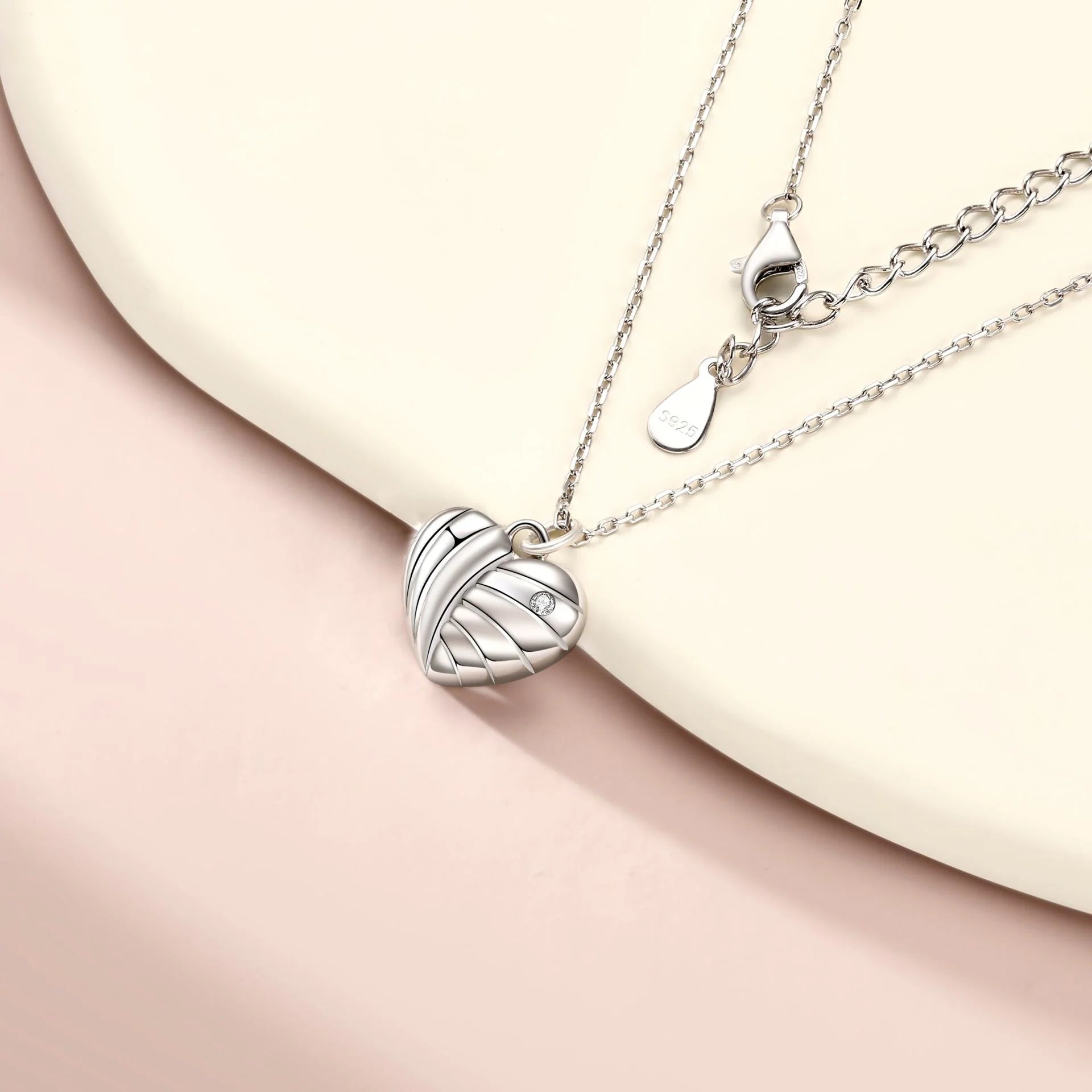 925 Silver Personalized Zircon Heart Necklace Wholesale