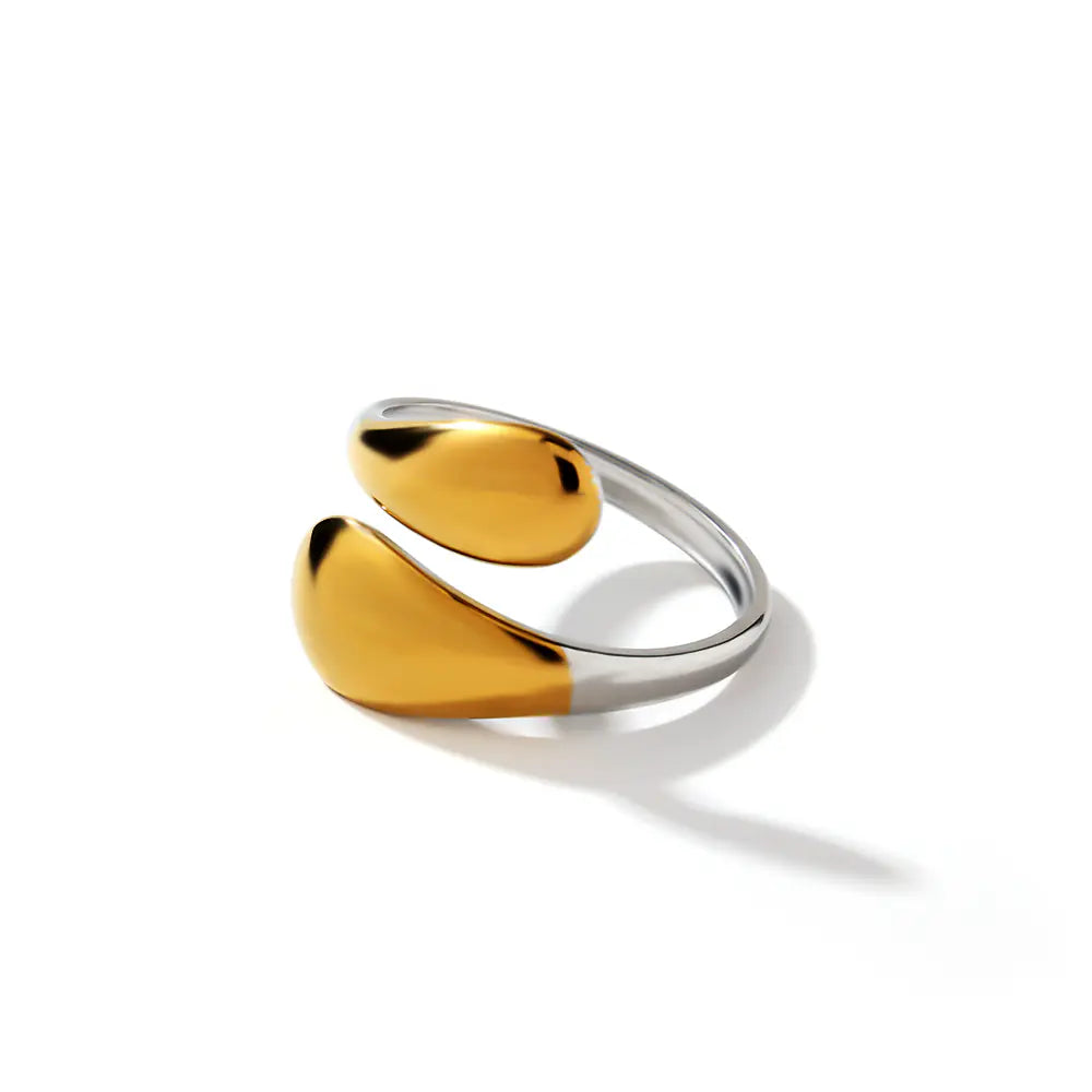 Custom Pear Shaped Diamond Heart Birthstone Rings