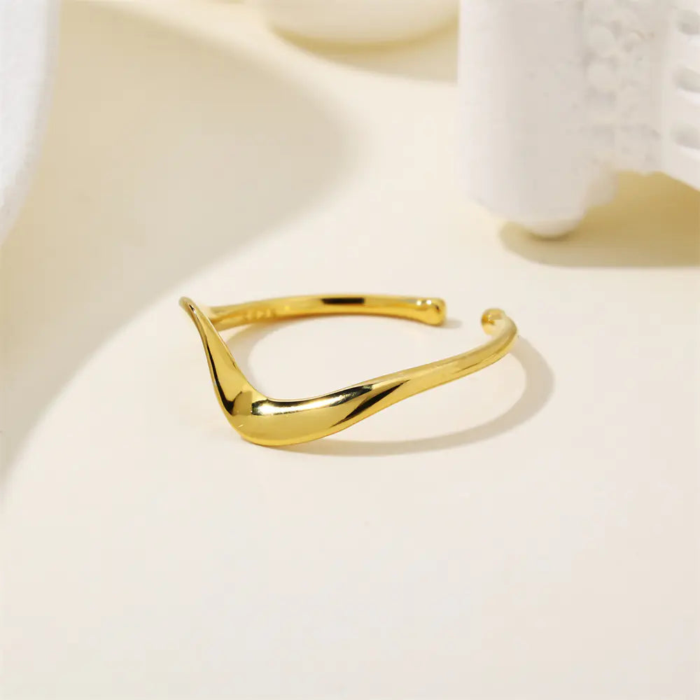 925 Sterling Silver Open Ring with Smooth Wave Shape