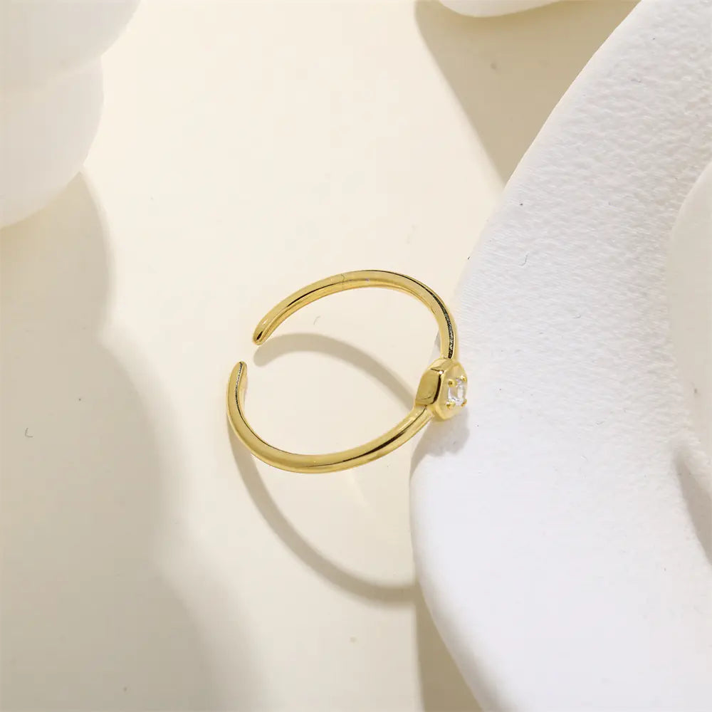 White Zircon 925 Sterling Silver Fashion Ring