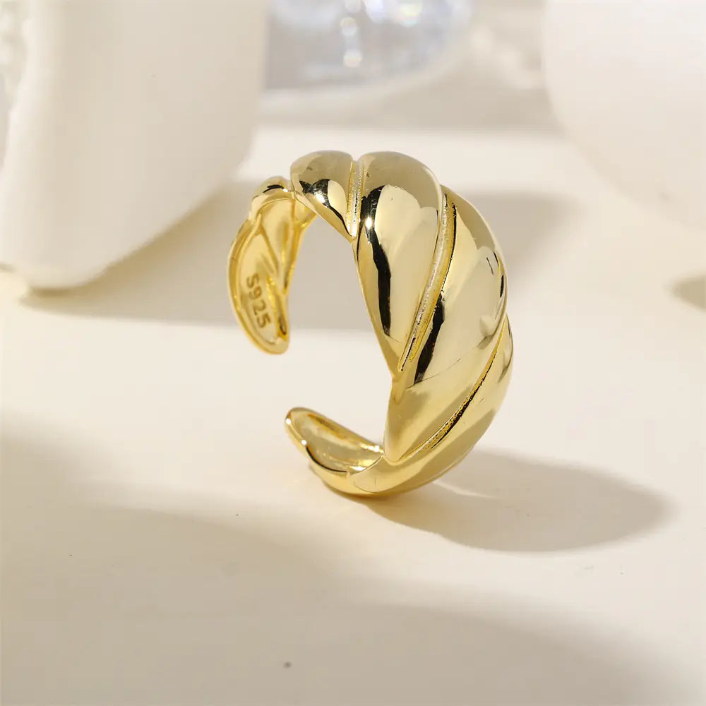 Hot-selling Vintage Croissant Chunky Open Ring