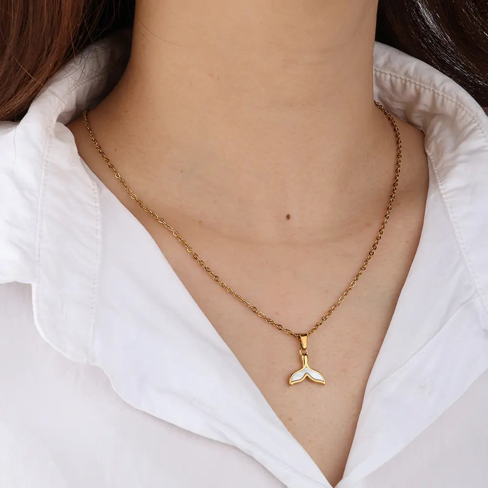 Hot Selling Charm Fishtail Whale Tail Pendant