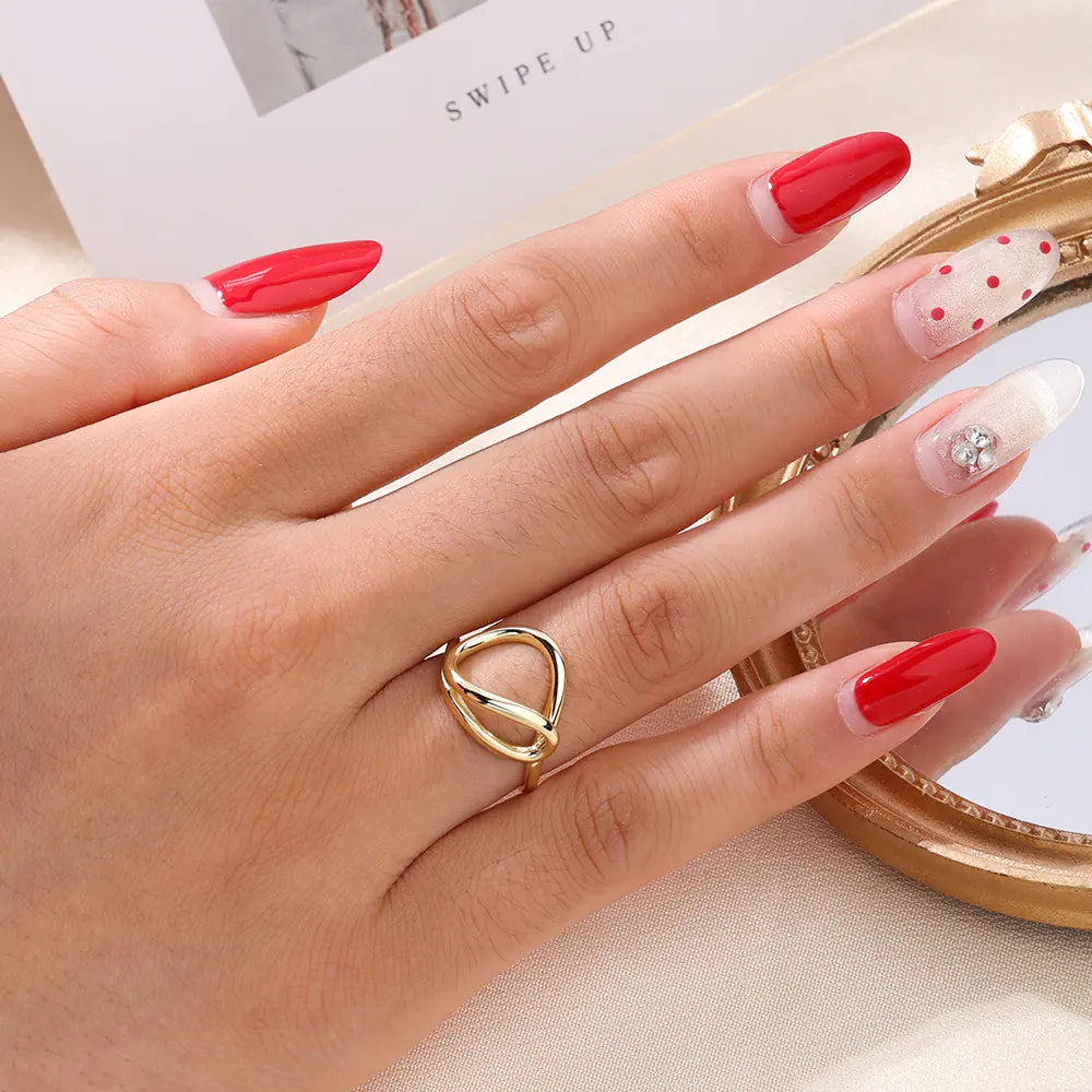 Fashionable Simple Metallic Line Interwoven Ring