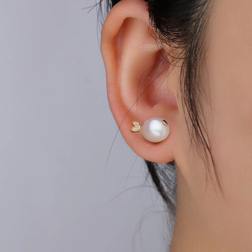 Hot Brass Pearl Fish Stud Earrings