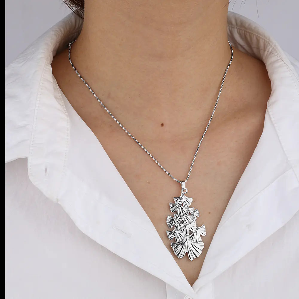 Hot Stainless Steel Leaves Design Necklace