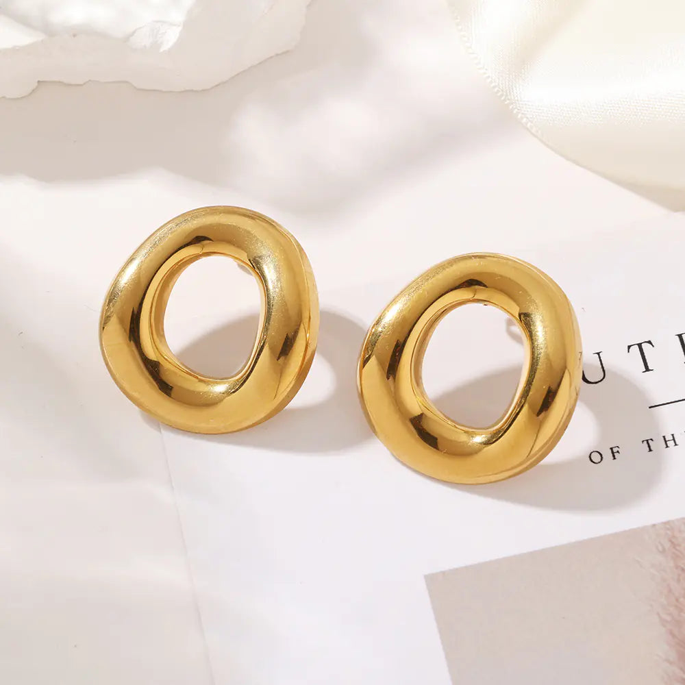 Dainty 18K Gold Oval Hollow Stud Earrings