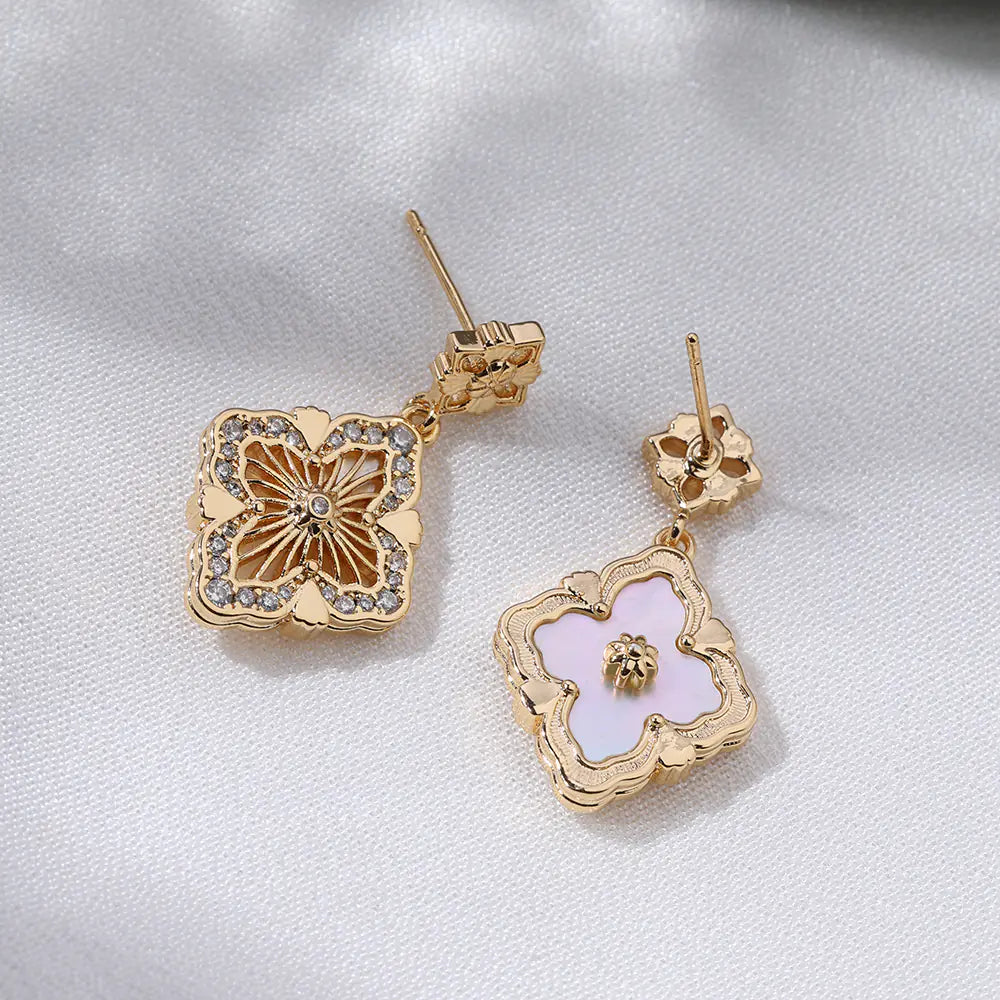 Vintage Brass Cz Chunky Flower Stud Earrings