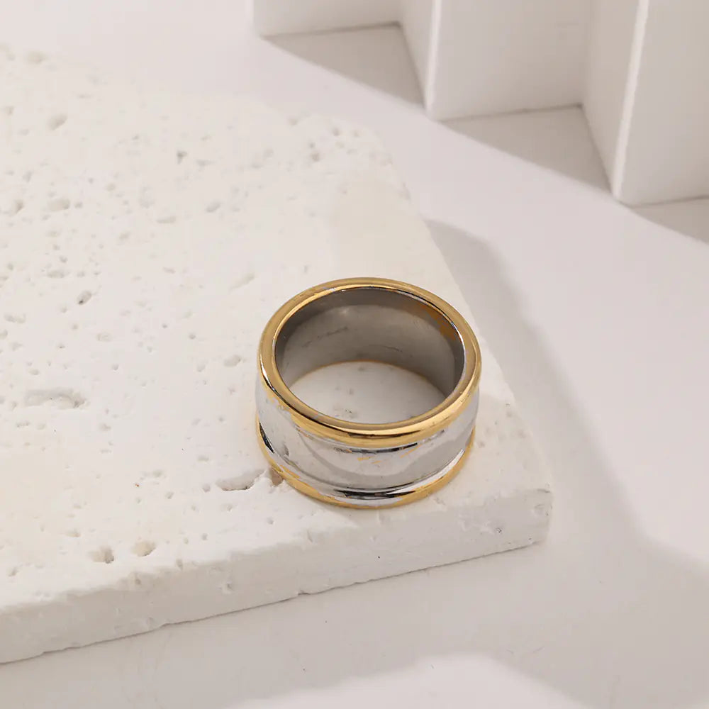 10.8MM Stainless Steel Two-Color Ring