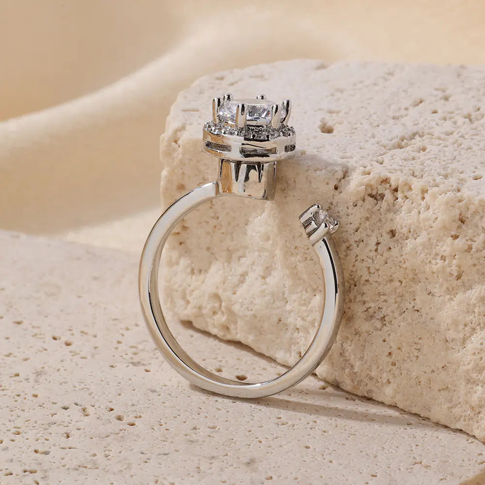 Fashion Adjustable Spin Stress Relief Diamond Ring