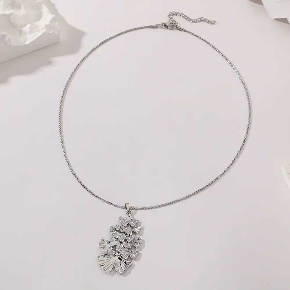 Hot Stainless Steel Leaves Design Necklace