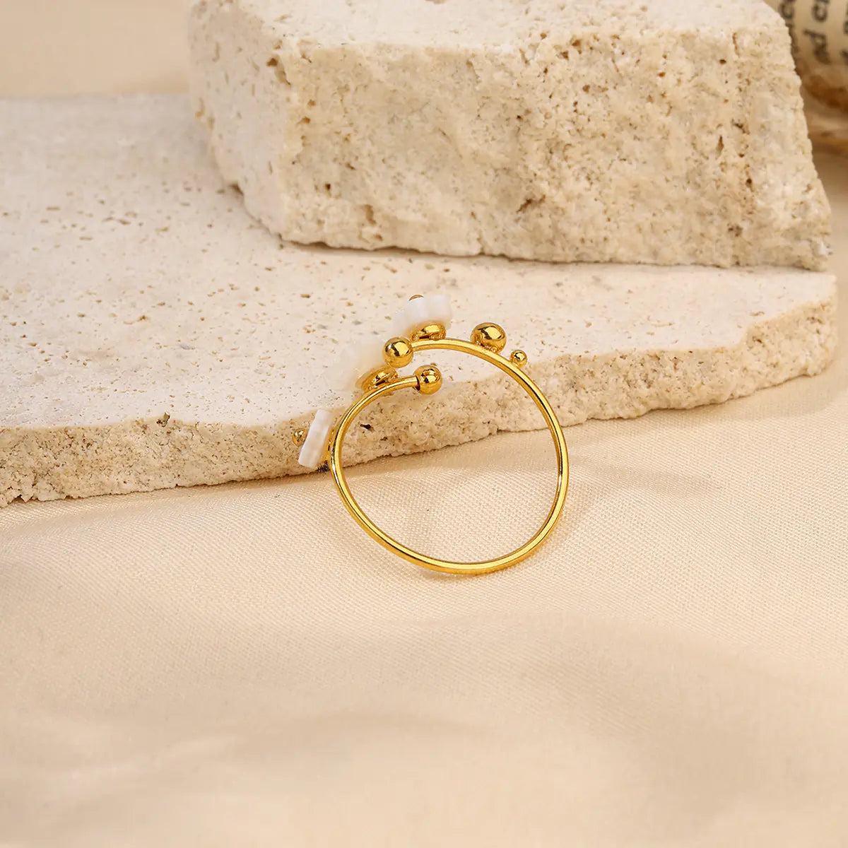 Simple Stainless Steel Shell Flower Adjustable Ring