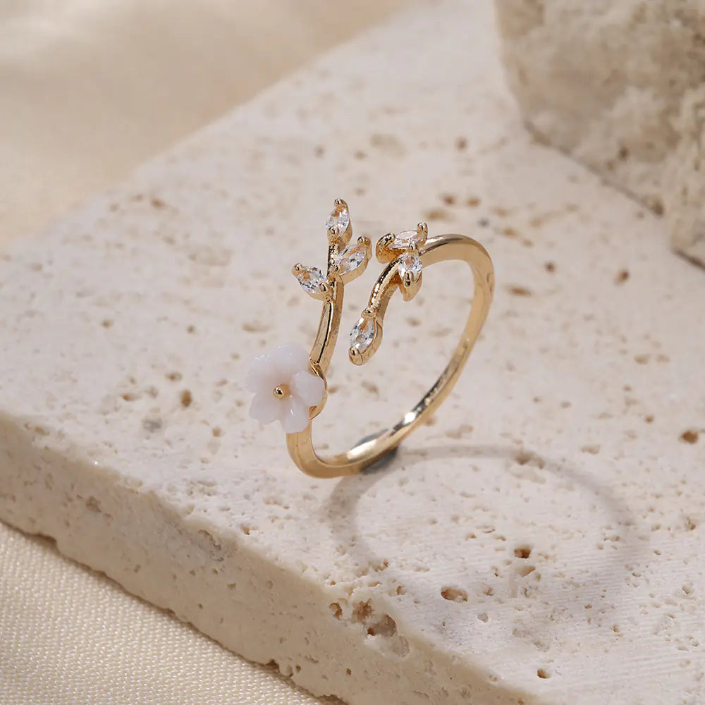 Vintage Brass Diamond White Flower Adjusable Ring