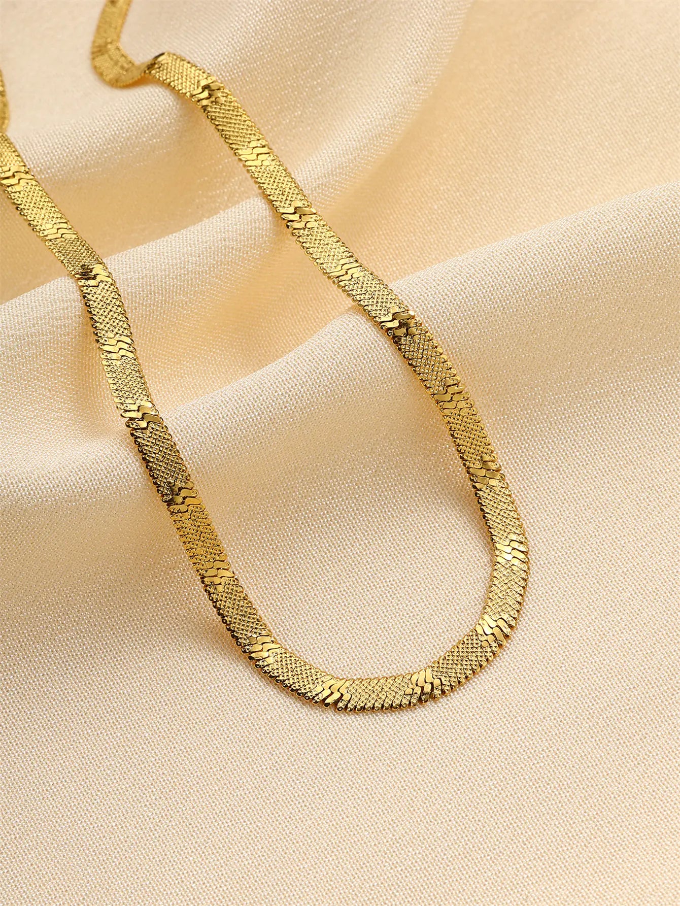 Stainless Steel Waterproof Non Tarnish Snake Necklace