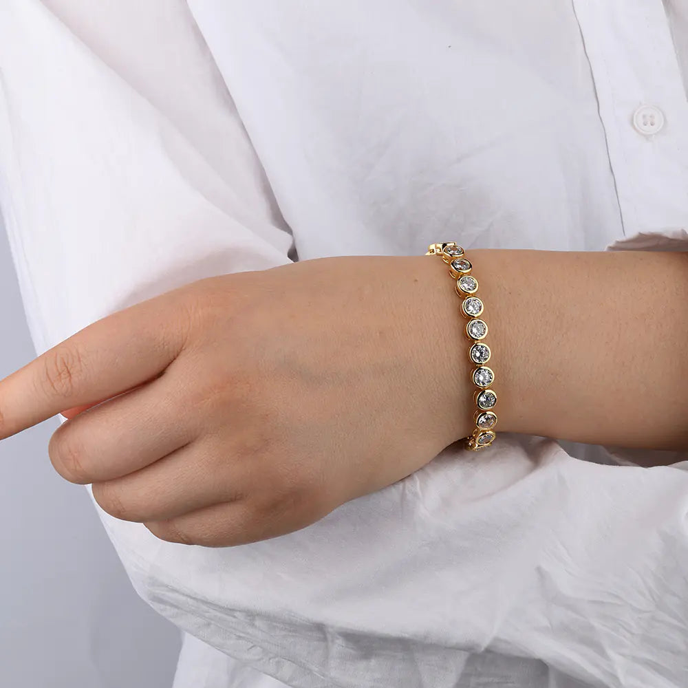 Round Bezel Setting Tennis Bracelet
