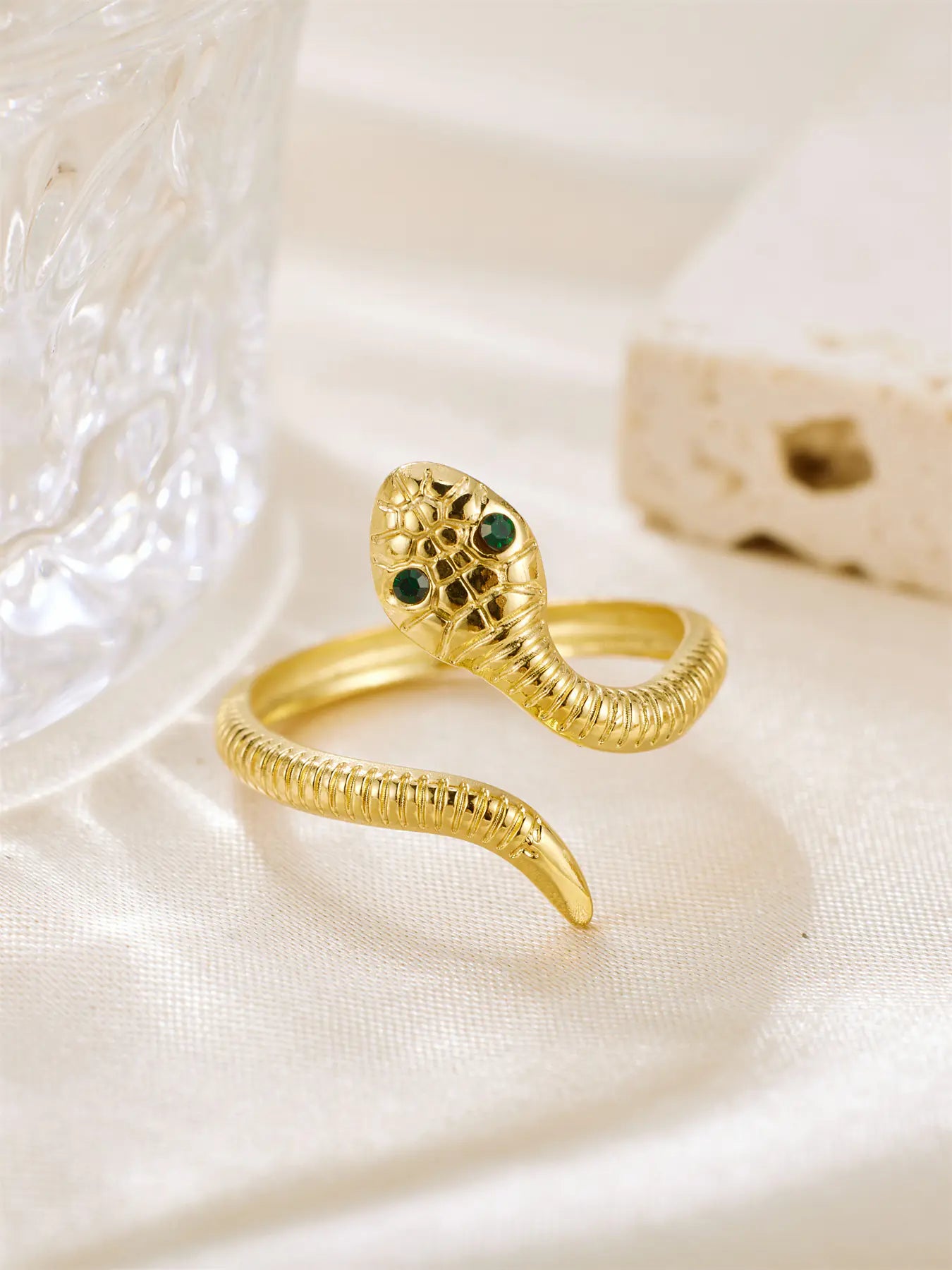 Eye Snake Shape Full Rhinestone Zircon Open Rings