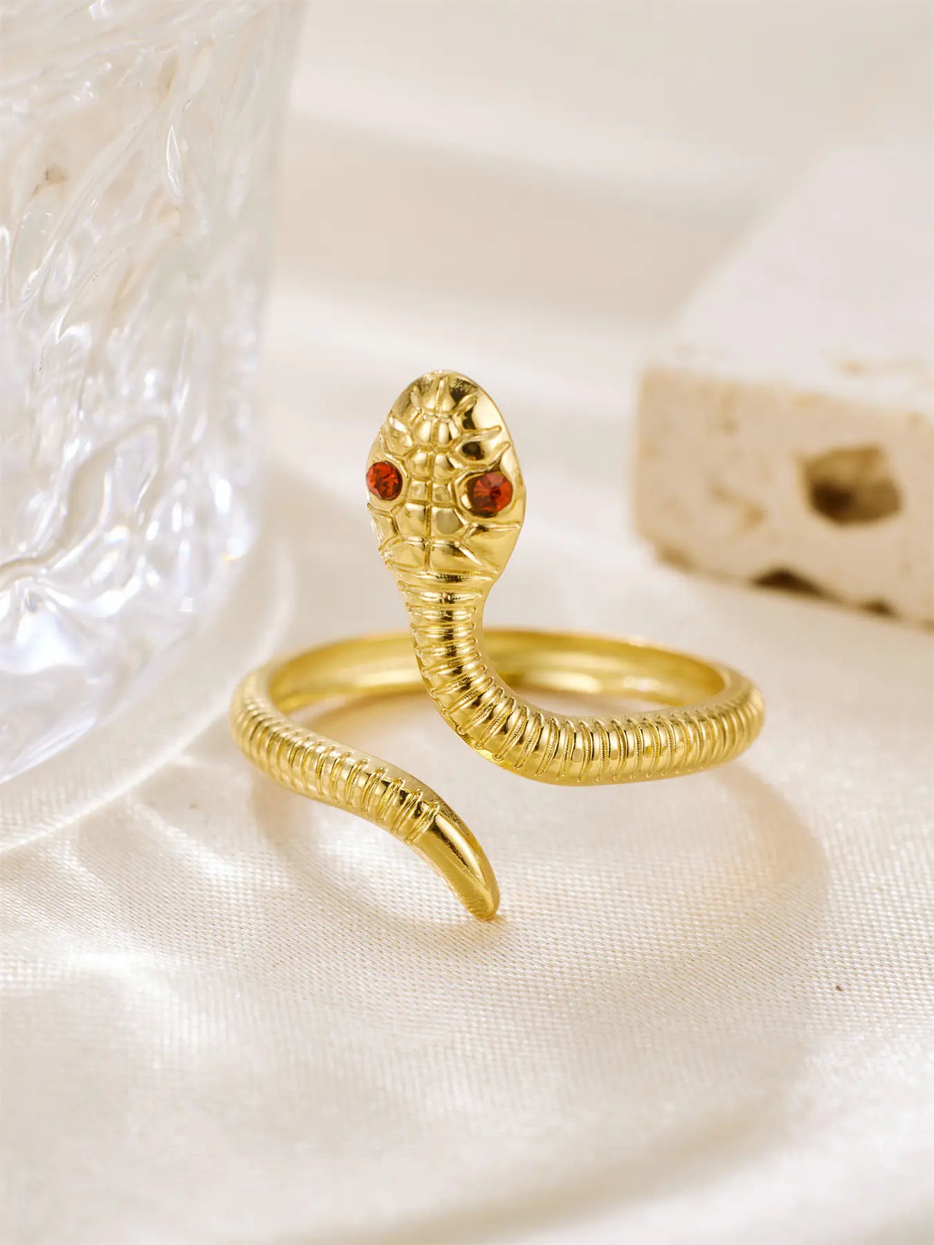 Eye Snake Shape Full Rhinestone Zircon Open Rings