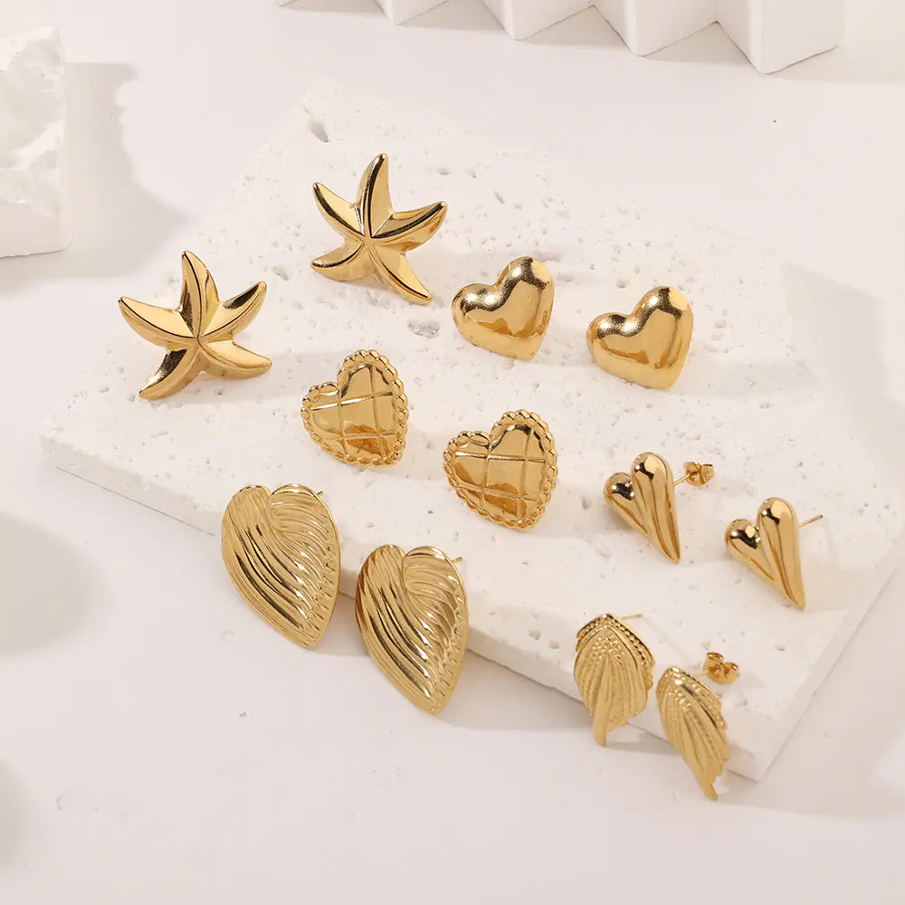Hot Stainless Steel 3mm Pattern Heart Stud Earrings