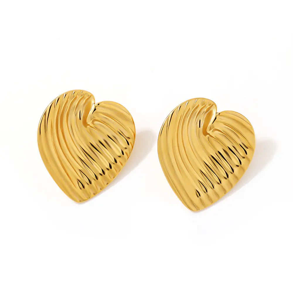 Hot Stainless Steel 3mm Pattern Heart Stud Earrings