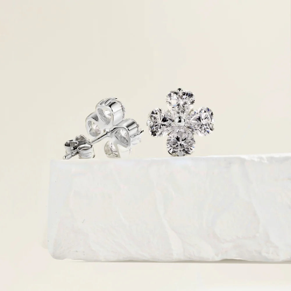 Best-selling S925 Silver Four-leaf Clover Stud Earrings