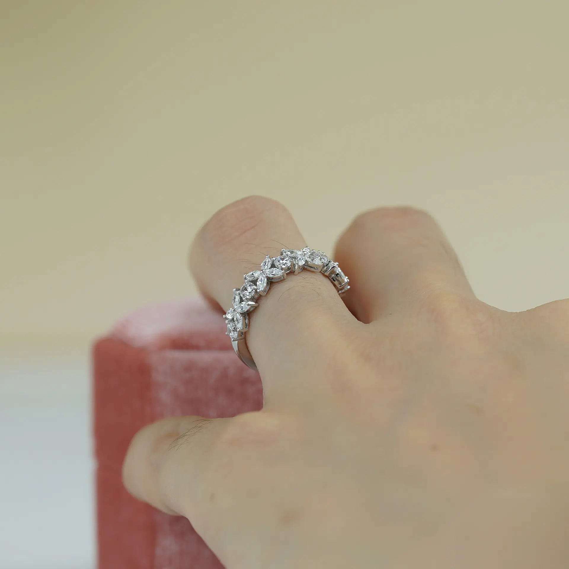 Horse eye moissanite ring four leaf clover ring
