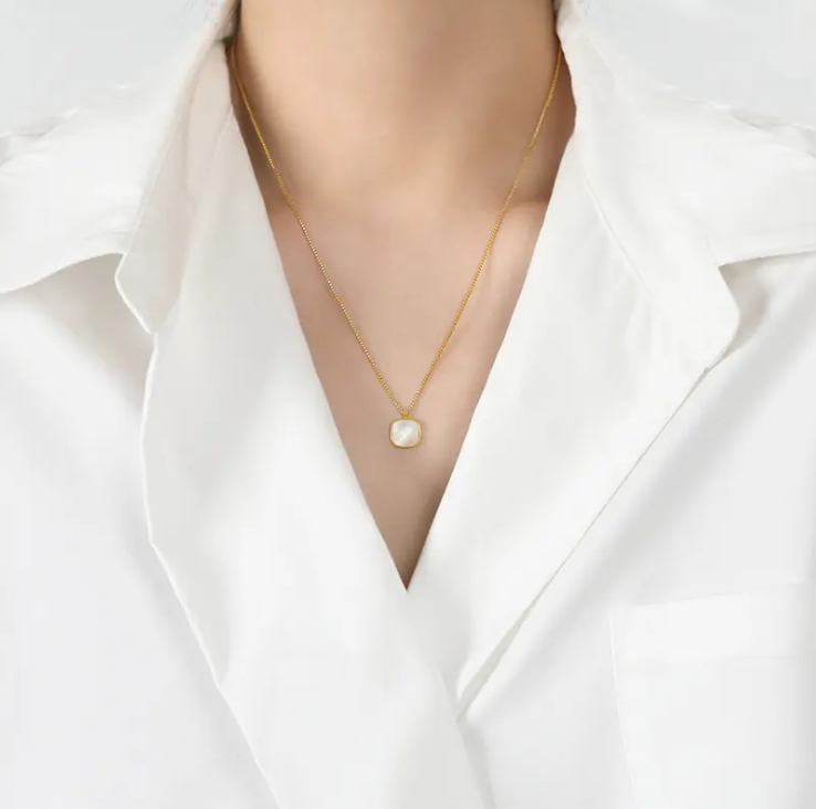 Mother Nature Square natural mother-of-pearl