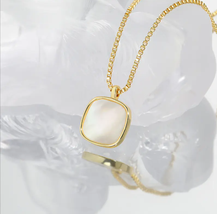 Mother Nature Square natural mother-of-pearl